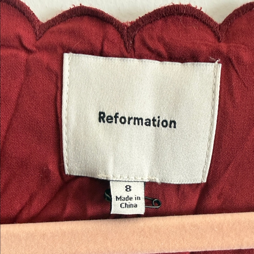 Reformation Size 8 Elianna Puff Shoulder Top in Chianti Button Front Enclosure - Picture 7 of 16